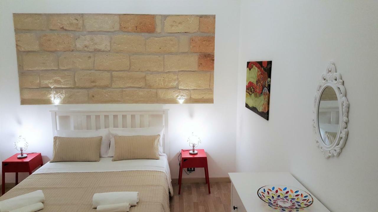 Nomapartments Il Cortile Romey Trapani Exteriör bild